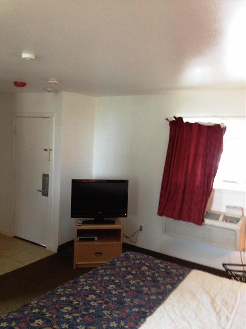 Knights Inn & Suites Seatac Airport 塔奇拉 外观 照片