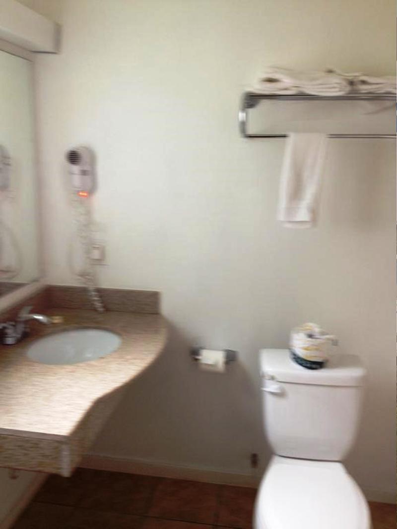 Knights Inn & Suites Seatac Airport 塔奇拉 外观 照片